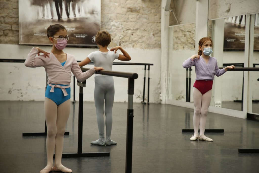 enfants à la barre
